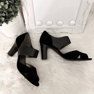 NEW Lifestride Strappy Black Comfort Heels -Sz 7.5